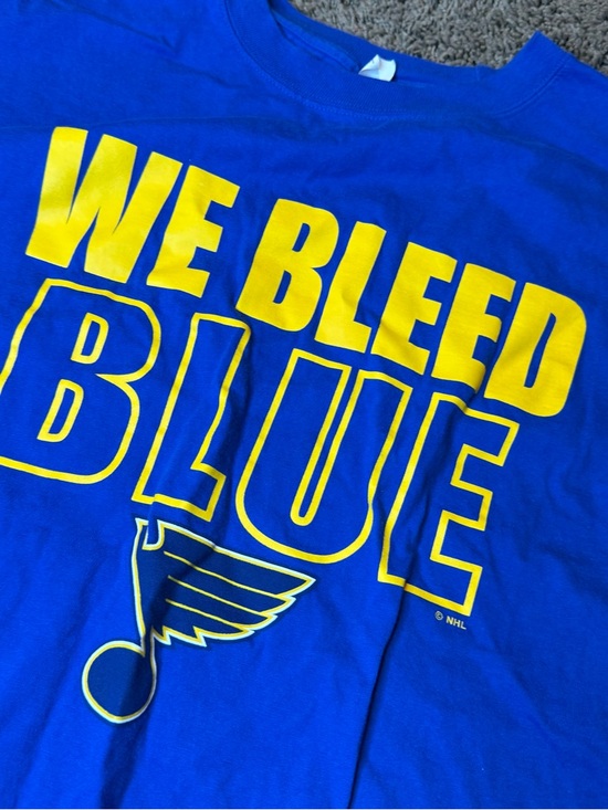 NHL Other - St. Louis We Bleed Blue Mens XL Blue NHL Hockey T-Shirt 100% Cotton SL